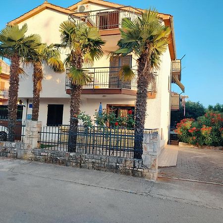 Apartments Novigrad Novigrad Istria Eksteriør bilde